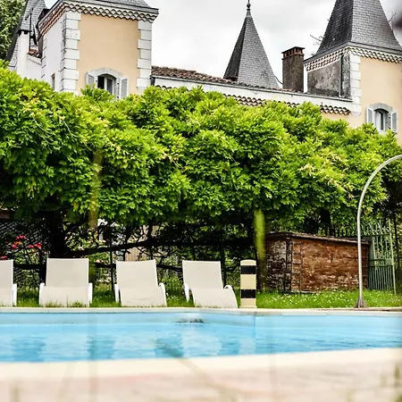 Hotel Logis - Chateau De Beauregard