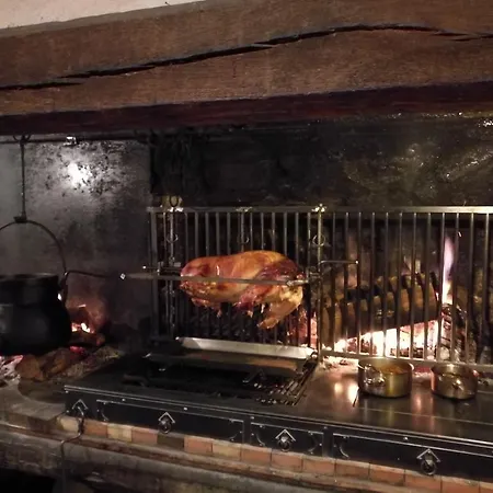 Logis - Chateau De Beauregard