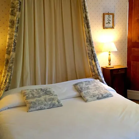 Logis - Chateau De Beauregard