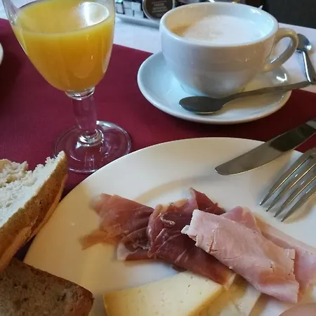 Logis - Chateau De Beauregard Hotel 3*