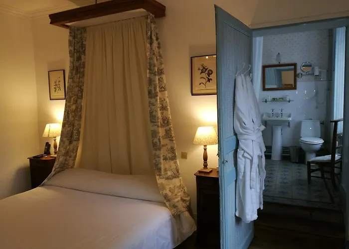 Logis - Chateau De Beauregard Hotel