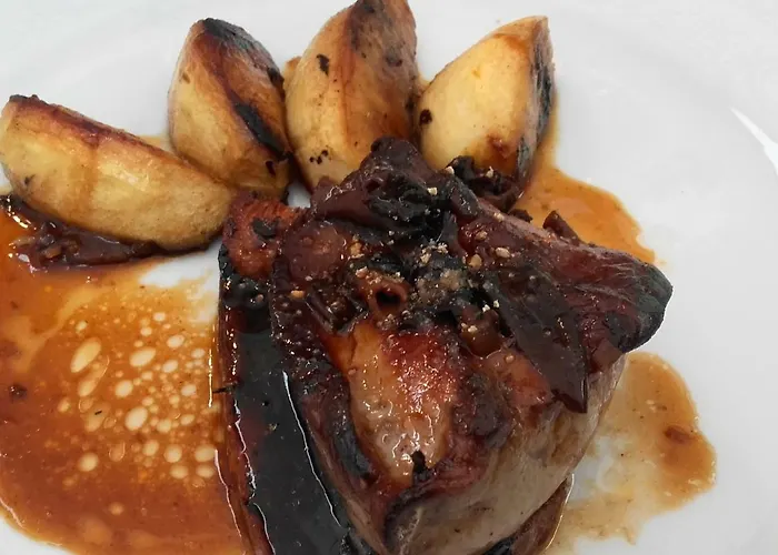 Logis - Chateau De Beauregard Hotel 3*