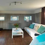 Hotel Logis - Chateau De Beauregard