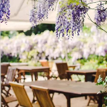 Hotel Logis - Chateau De Beauregard 3*