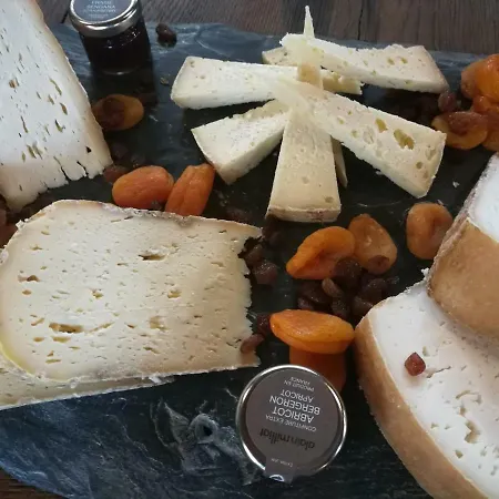 Hotel Logis - Chateau De Beauregard 3*