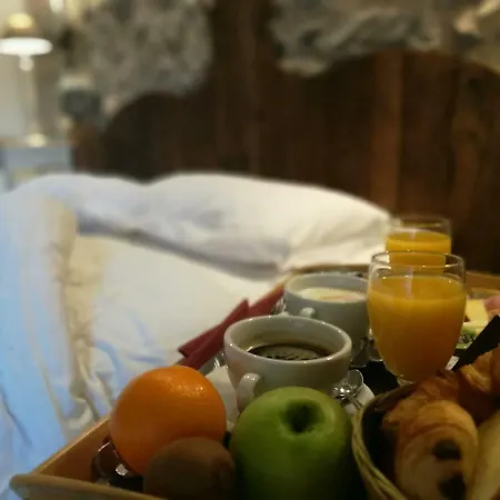 Logis - Chateau De Beauregard 3*