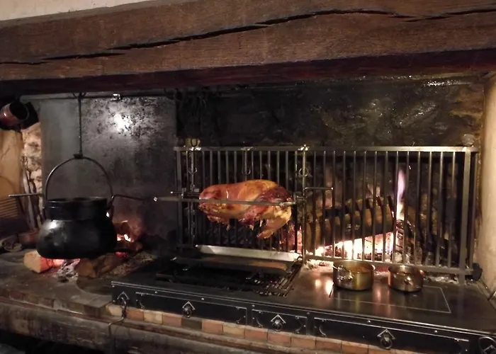 Logis - Chateau De Beauregard