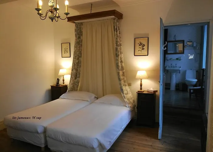 Hotel Logis - Chateau De Beauregard