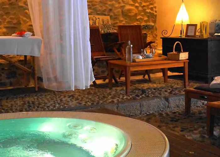 Logis - Chateau De Beauregard