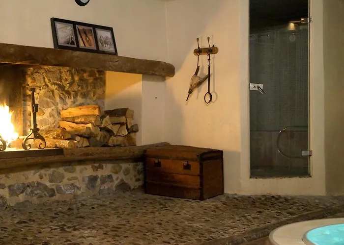 Logis - Chateau De Beauregard