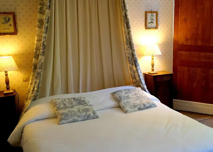 Logis - Chateau De Beauregard