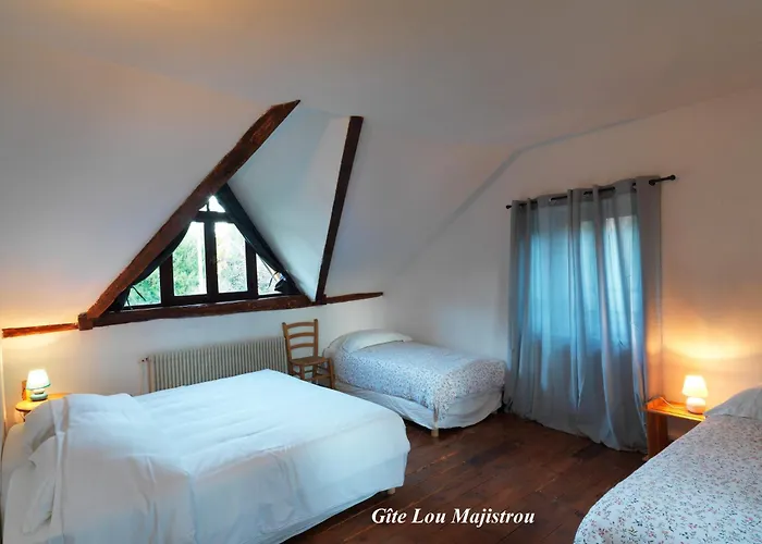 Logis - Chateau De Beauregard Hotel Saint-Girons (Ariege)