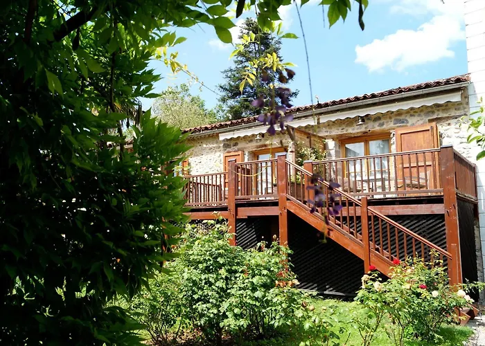 Logis - Chateau De Beauregard Hotel 3*