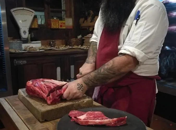 Logis - Chateau De Beauregard Hotel Saint-Girons (Ariege)