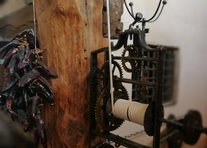 Hotel Logis - Chateau De Beauregard