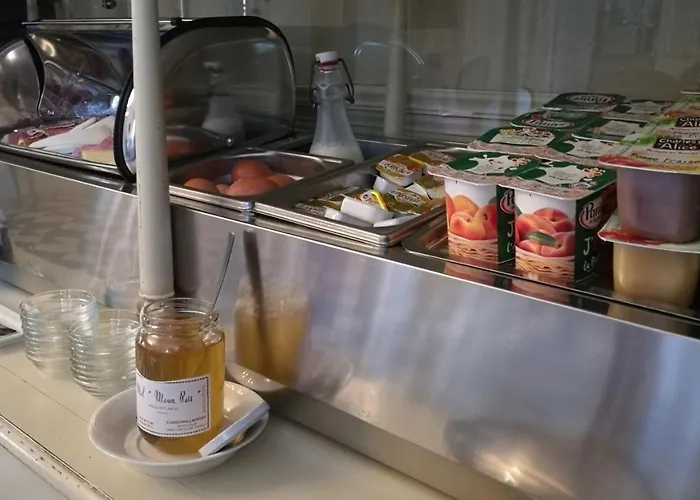 Hotel Logis - Chateau De Beauregard Saint-Girons (Ariege)