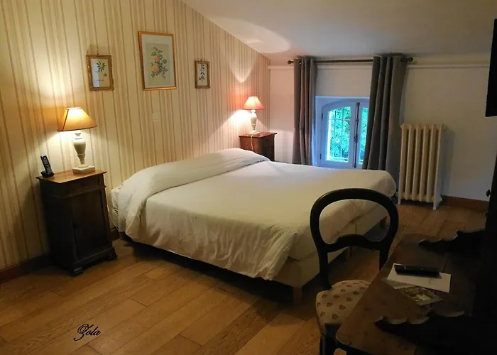 Logis - Chateau De Beauregard Hotel